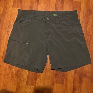 Women’s Gray Hiking Shorts size 12